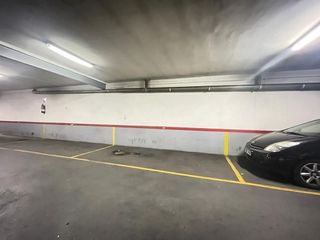 Garaje en venta en Centre en Santa Coloma de Gramanet