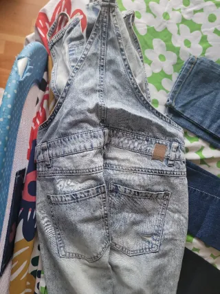 Vaqueros pitillo azules y blancos