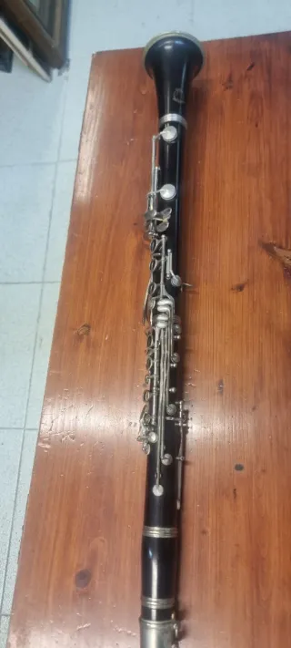 Clarinete con estuche y accesorios