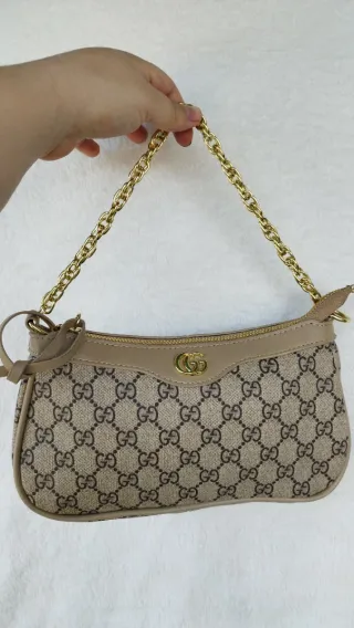 Bolso Gucci Beige y Dorado