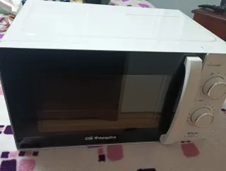 Microondas Orbegozo Blanco