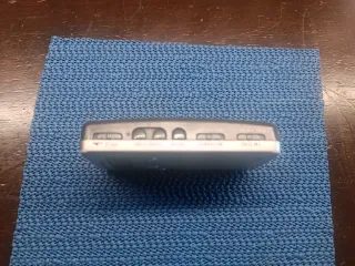 Sony Walkman SRF-M807 Plata con altavoz interno.