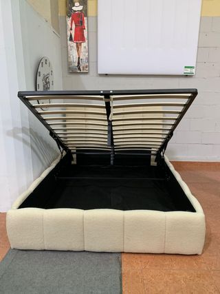 Cama canapé con cabecero acolchado 135CM