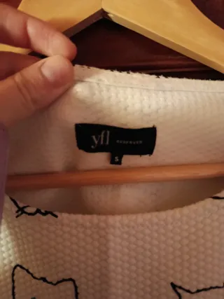 Camiseta estampada gatos blanca