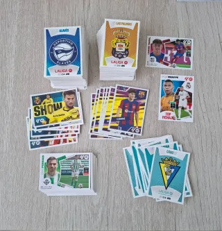 Lote 370 cromos Liga Este 24/25 SIN REPETIR