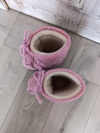 Botas Moon Boot rosas talla 27-30 infantil