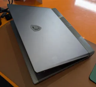 MSI Vector GP68HX i9 + RTX 4080 12GB - 1TB