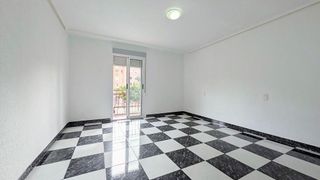 Piso en alquiler en Pont Nou - Corazón de Jesús en Elche