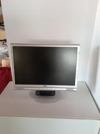 Monitor Targa VGA con altavoces