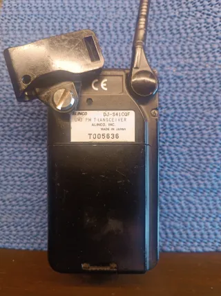 Talky Alinco DJ-S41C. UHF 400-499.99 MHZ