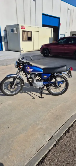 Honda CB 125 S