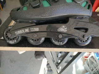 Patines 4 Ruedas rosa y en Línea