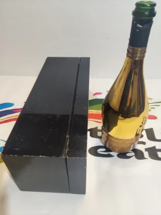 ARMAND DE BRIGNAC GOLD VUOTA con cofanetto