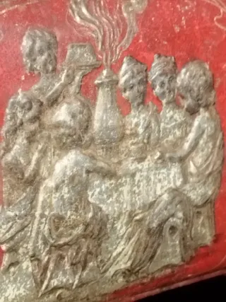 Antigua caja metalica