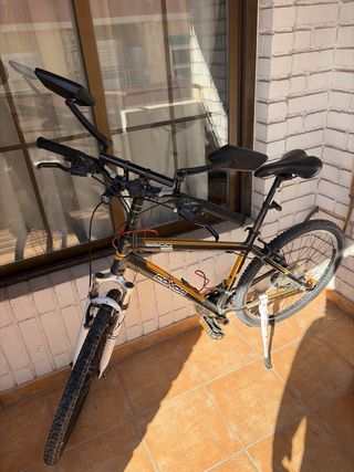 Bicicleta de ciudad con marchas