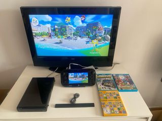Nintendo Wii U Negra + 5 Juegos