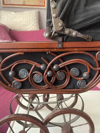 Carrito de muñecas decorativo vintage