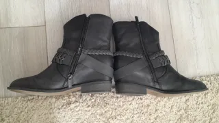 Botines Mustang Negros