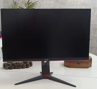 Pantalla AOC Negra y Roja