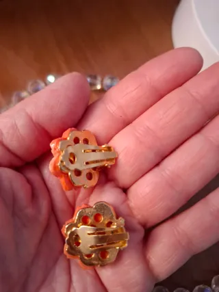 Joyería antigua: collar y pendientes