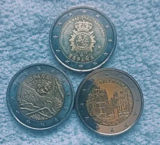 Lote 3 Monedas 2€ España 2022