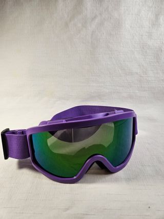 Gafas de esquí moradas