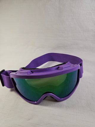 Gafas de esquí moradas