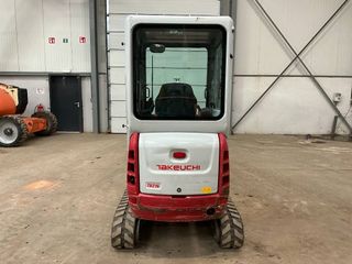 Mini Excavadora Takeuchi TB216