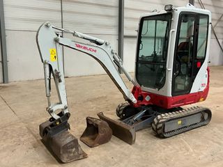 Mini Excavadora Takeuchi TB216