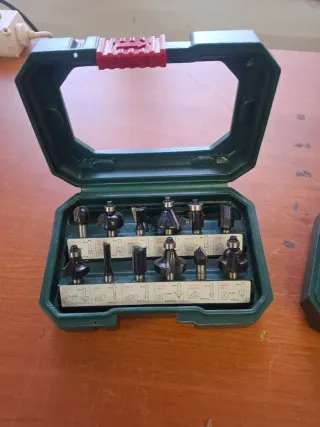 JUEGOS DE FRESAS PARA MADERA NUEVOS