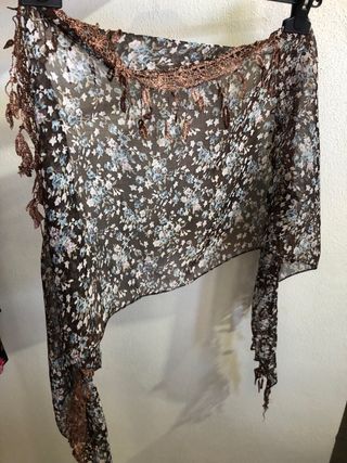 Foulard donna fantasia floreale con pizzo