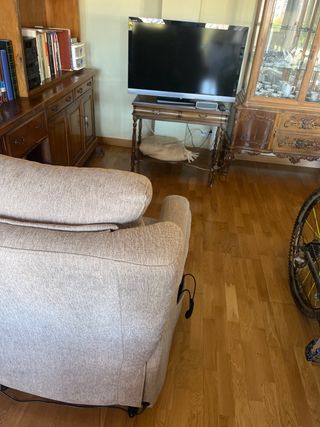 Poltrona elettrica per anziani