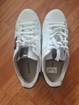 Zapatillas Victoria Blancas Talla 40