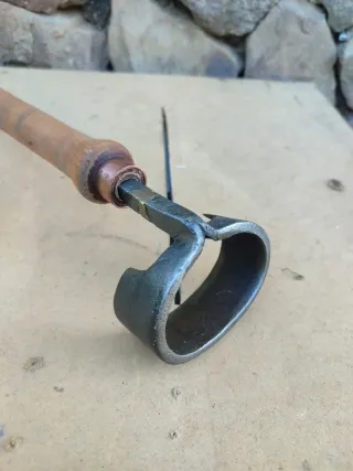 Herramienta antigua de vaciado