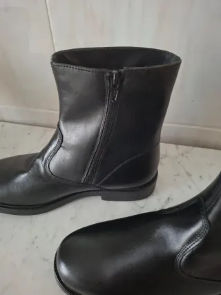Botas de hombre negras