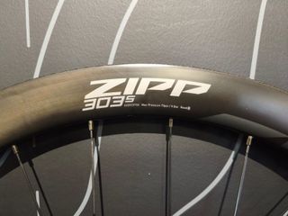 Ruedas Zipp 303s Carretera