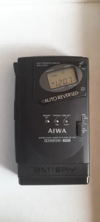 Walkman Aiwa HS-T90 Radio Cassette Player