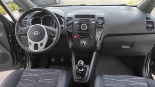 KIA Venga 1.6 CRDI 128 CV 2011
