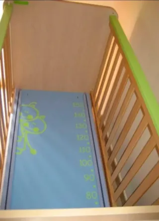 Cuna convertible en cama infantil + colchón REGALO