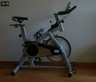 Bicicleta Estática Home Gym