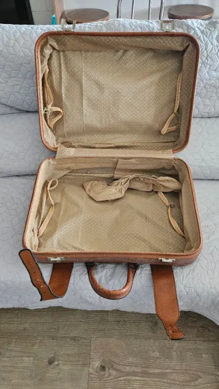 Maleta de piel 60x44x25