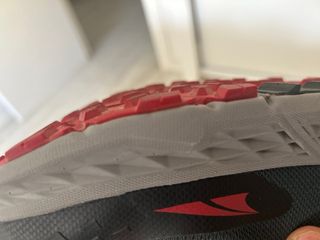 Zapatillas Altra Talla 46.5 Negras Rojas