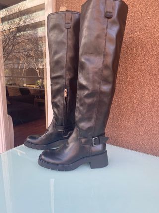 Hermosas Botas altas Zara negras