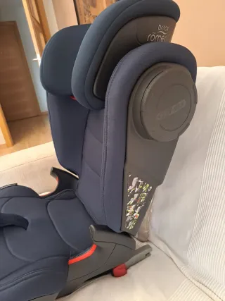 Silla coche Britax Römer azul con Isofix