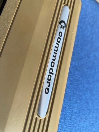 Commodore 64 Silver Label