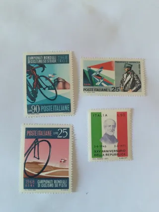 4 Francobolli Italiani 1968/71 Nuovi Gommati