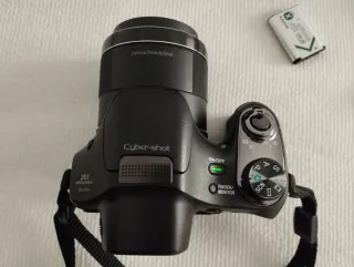 Cámara Sony Cyber-shot DSC-H400