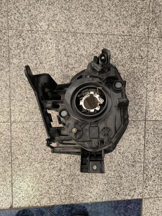 Faro Izquierdo Nissan Juke 2010-2014