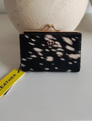 Cartera Parfois Piel Negra y Beige