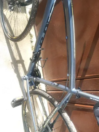 Bicicleta de Montaña Gris y Amarilla